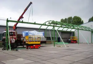 Carport-mit-Runddach-Montage-Nordbleche